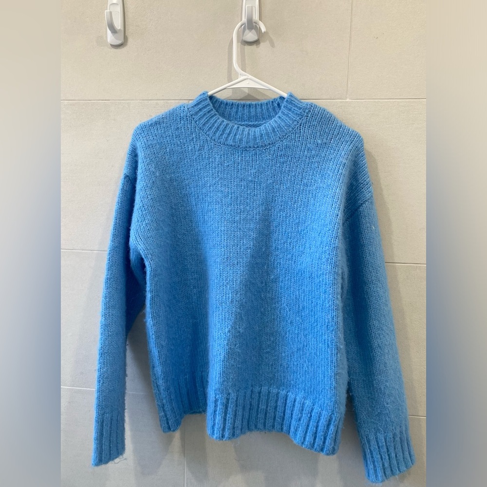 Blue oversized Topshop sweater